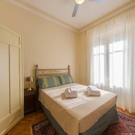 Molano's House Bed and Breakfast