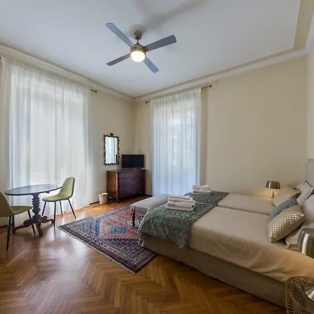Bed and Breakfast Molano's House